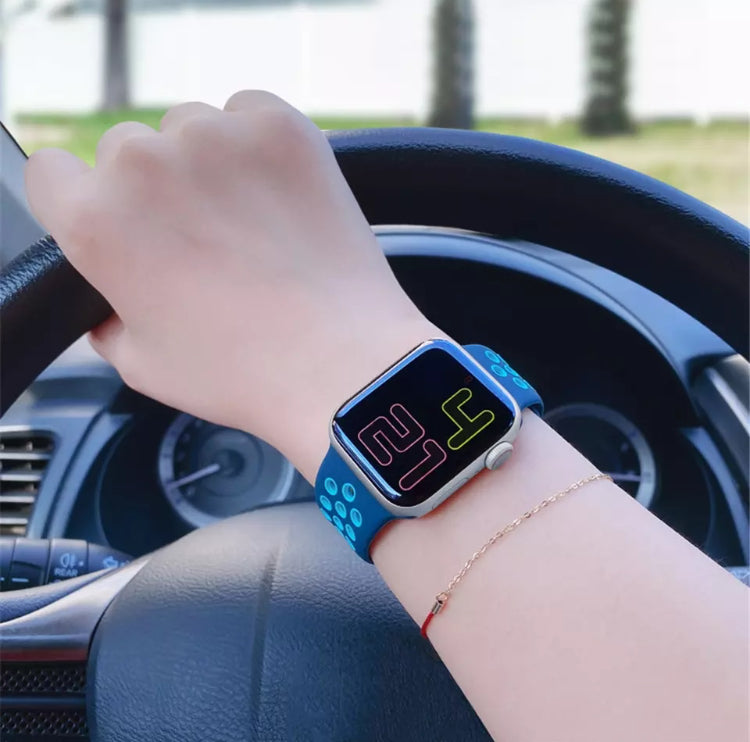 Signature Nike Apple Watch Silicone Sport Bands with Breathable Linings- for Selected Apple Watch 40mm Size - Super Savings Technologies Co.,LTD Signature Nike Apple Watch Silicone Sport Bands with Breathable Linings- for Selected Apple Watch 40mm Size - Super Savings Technologies Co.,LTD